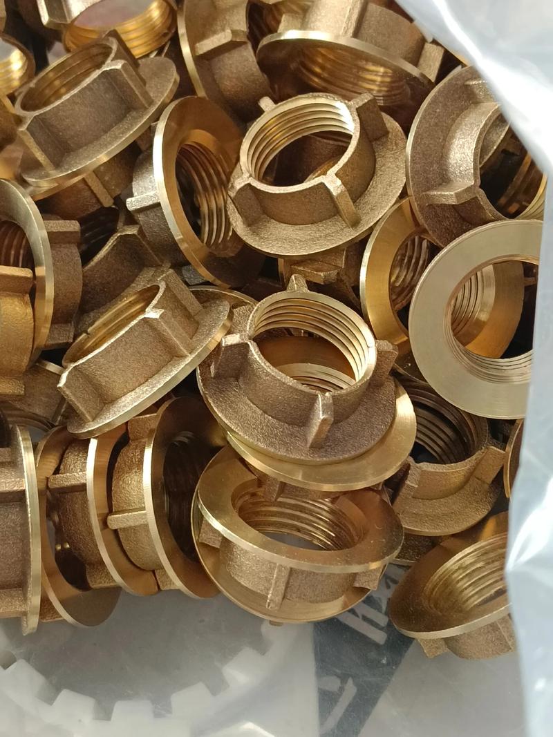 五金商行的发展陷阱